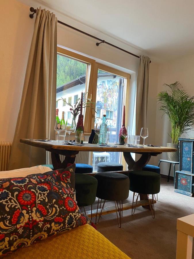 סן אנטון Cafe Schneider Appartments מראה חיצוני תמונה