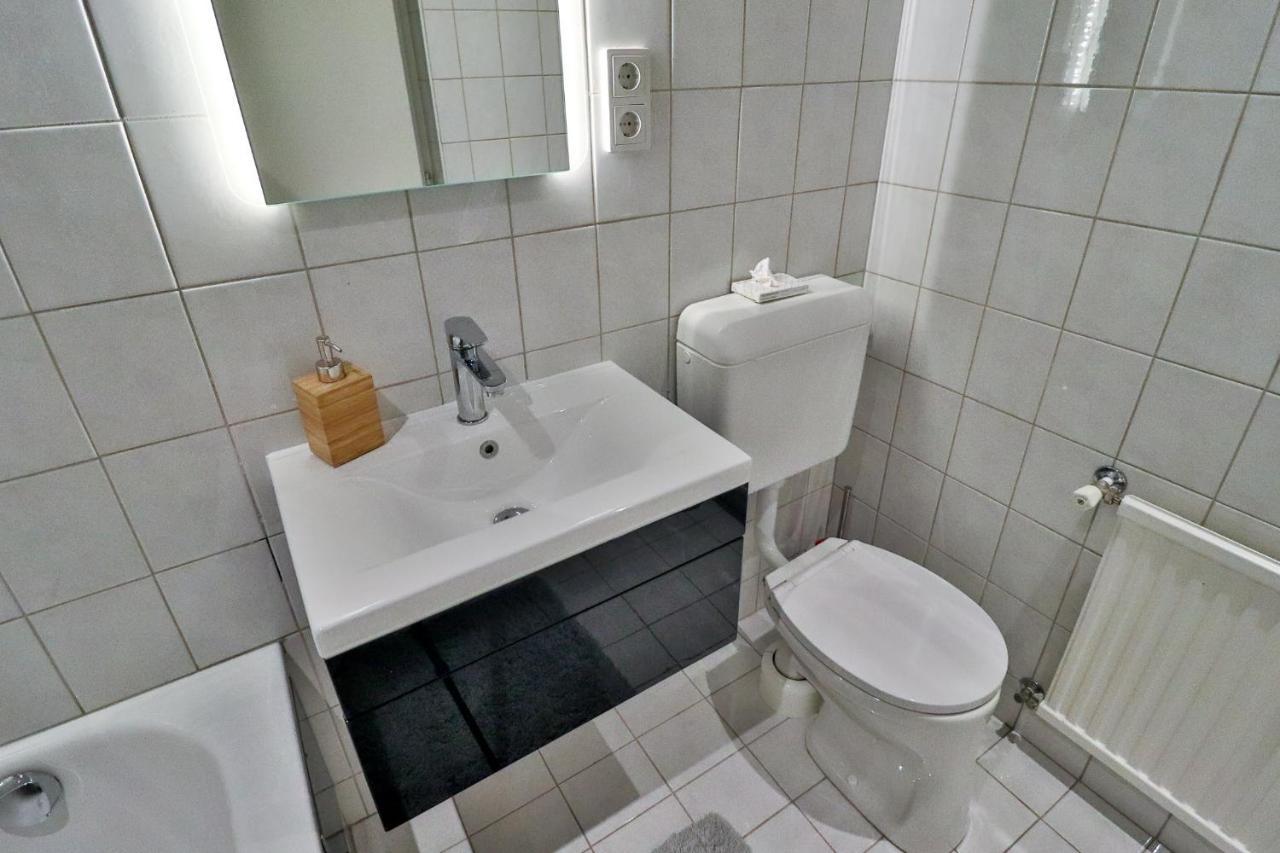 סן אנטון Cafe Schneider Appartments מראה חיצוני תמונה
