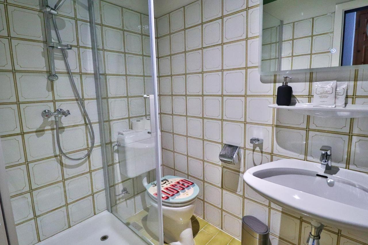 סן אנטון Cafe Schneider Appartments מראה חיצוני תמונה